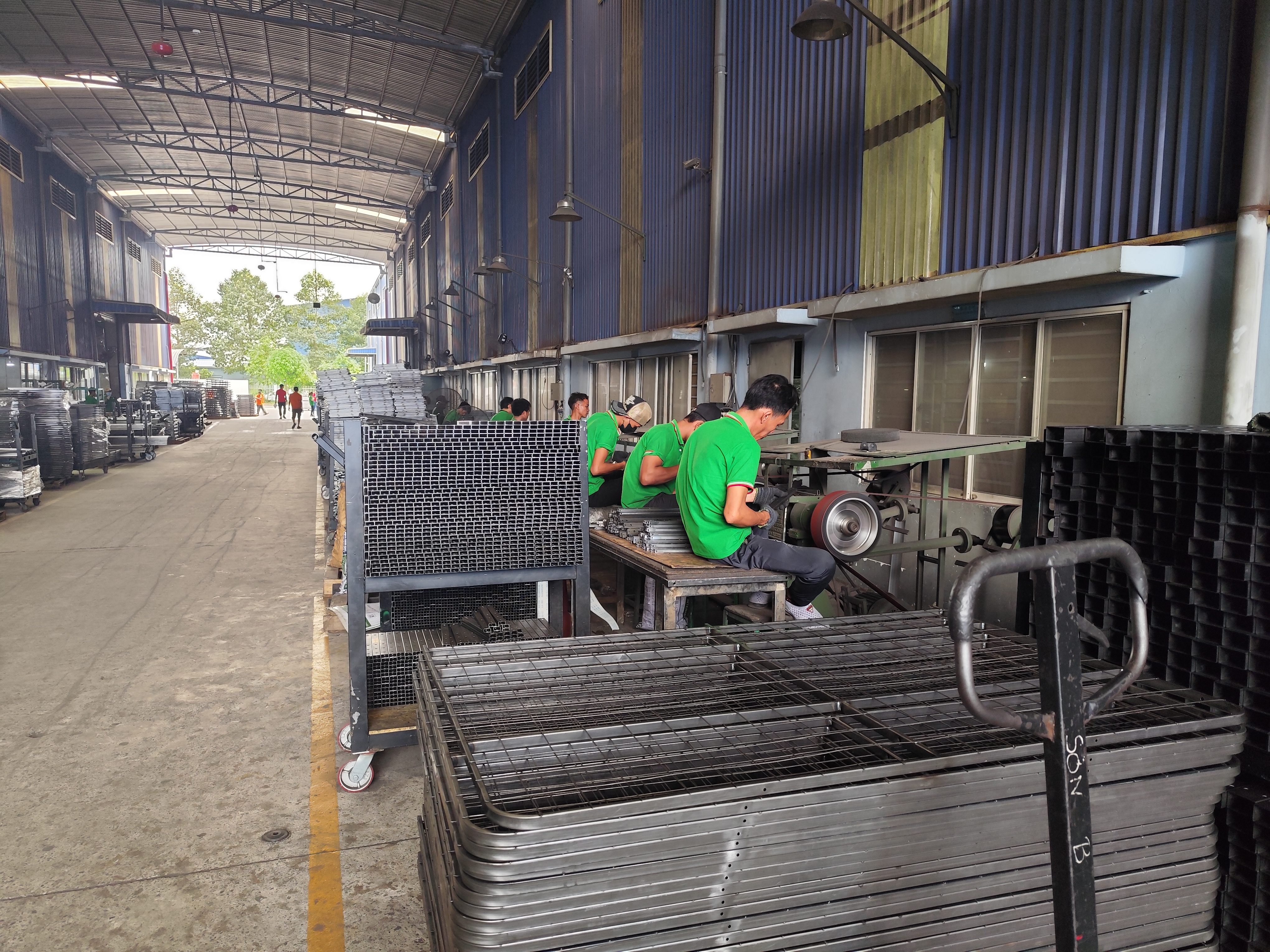 Grinding area